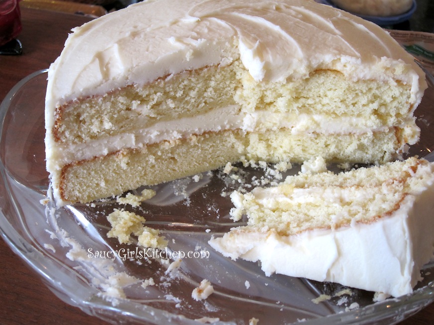 Vanilla Layer Cake with Butter Cream Cheese Frosting | Great food ~ it ...
